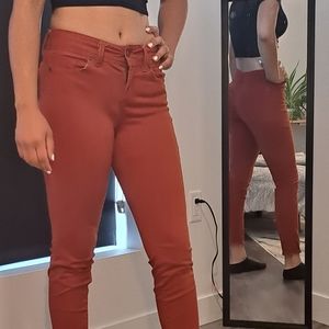 NB Skinny Pants